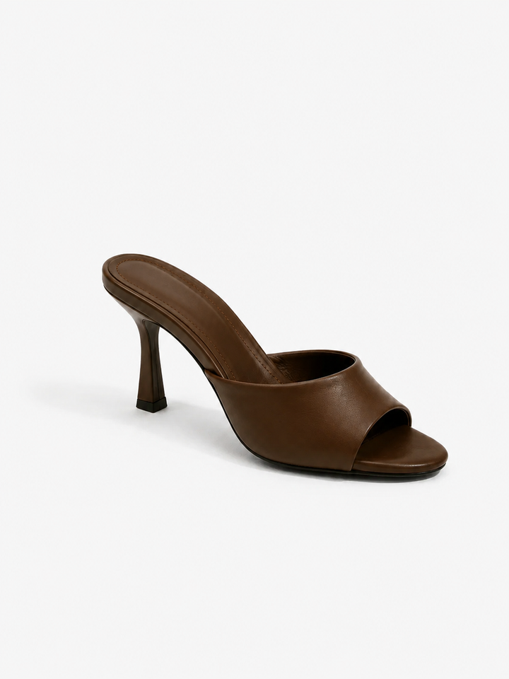 Sandali a stiletto in tonalità cioccolato