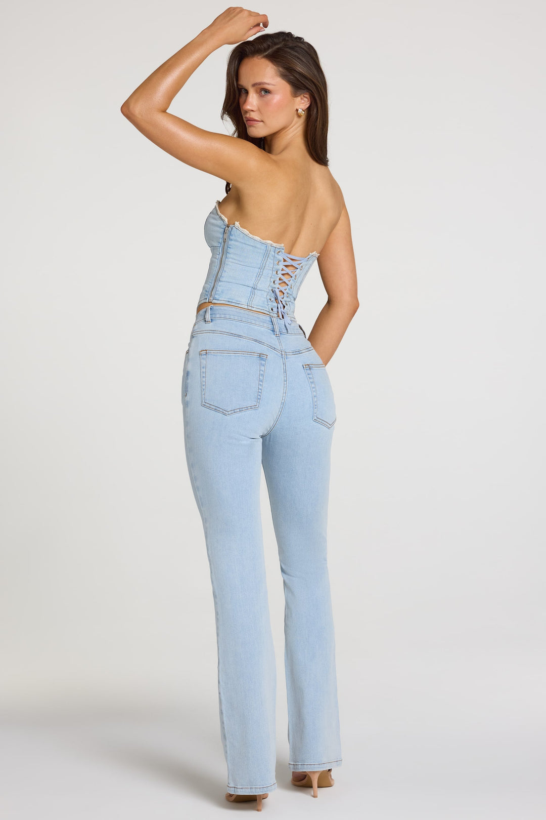 Jeans Bootcut a Vita Media in Denim Chiaro