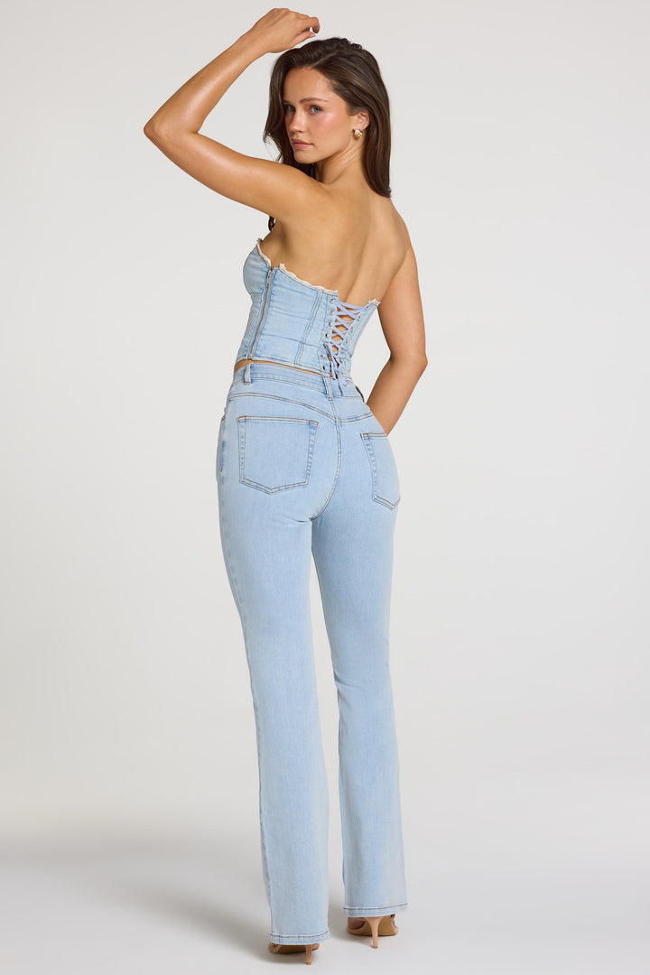 Jeans Bootcut a Vita Media in Denim Chiaro