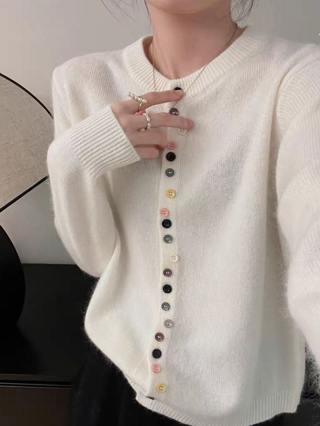 Beatrice - Classico Cardigan con Collo Giro e Bottoni