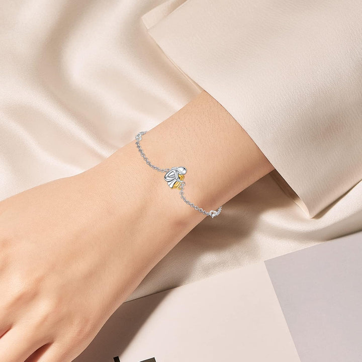 Braccialetto portafortuna regolabile – Elegante e accattivante