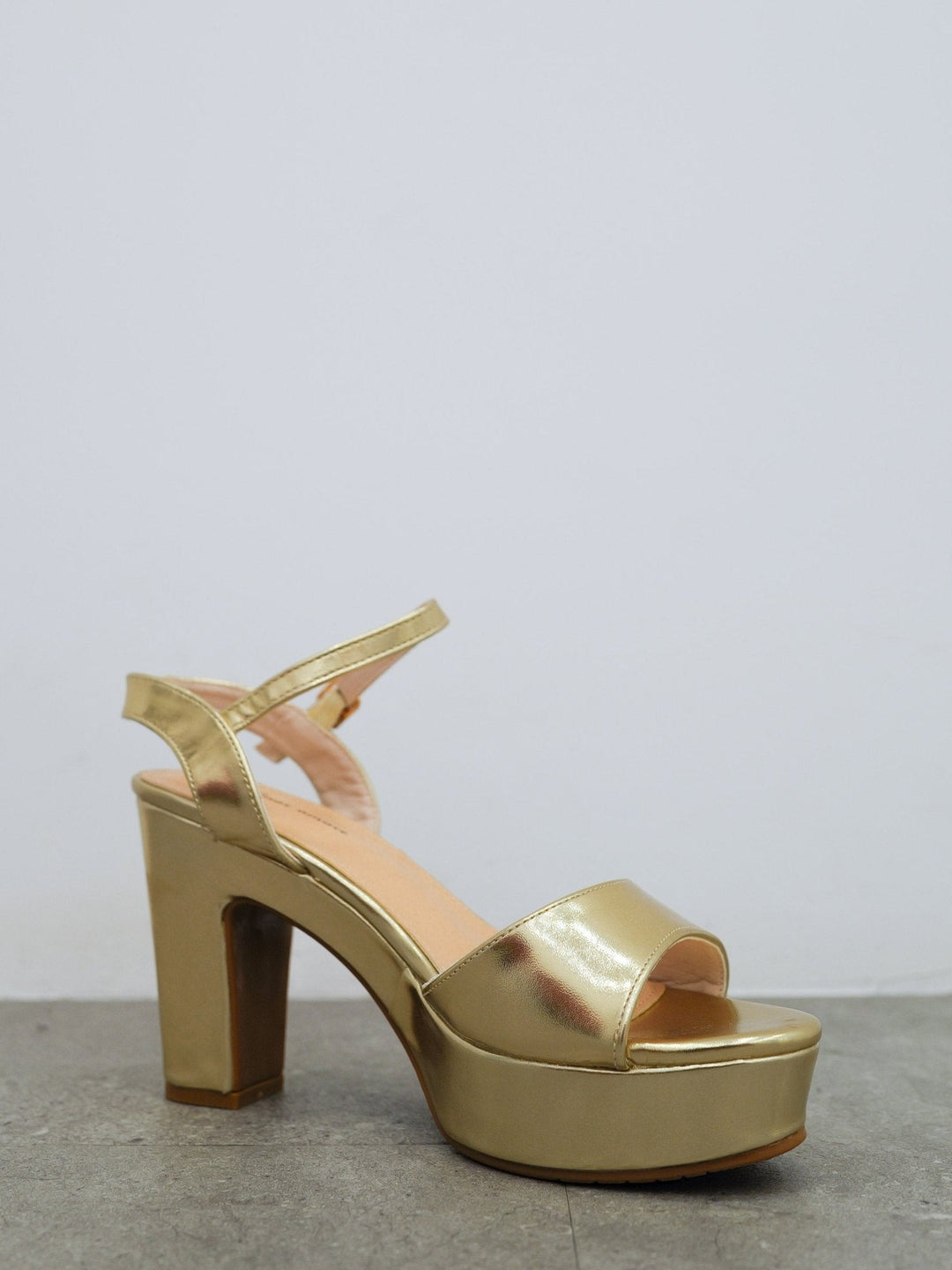 Basse Sandali Piattaforma in Oro