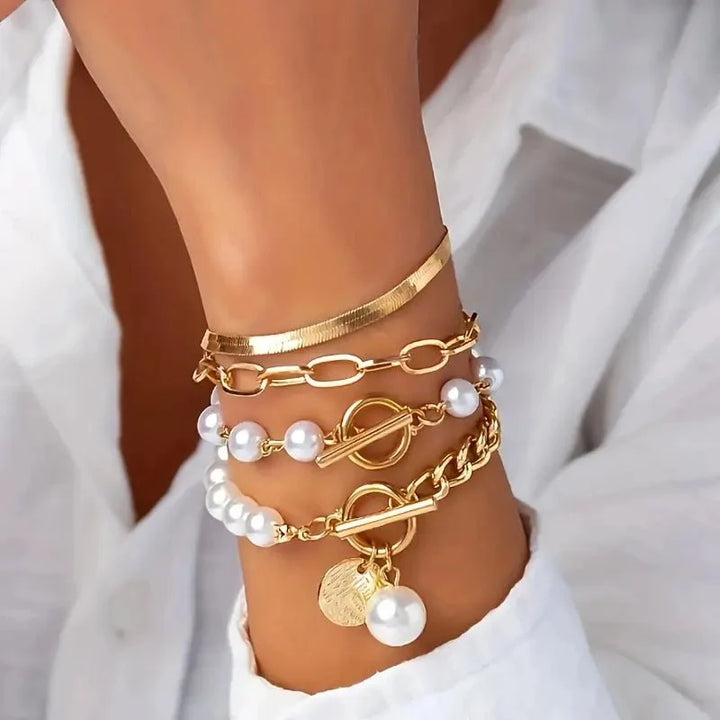 Set di 4 Bracciali Eleganti in Oro - Design a Serpente con Perle e Maglie
