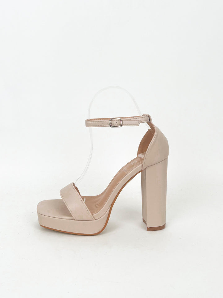 Sandali a fascia con tacco nude