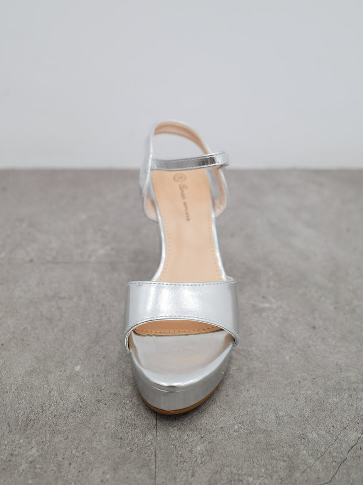 Sandali Bassi con Piattaforma in Argento