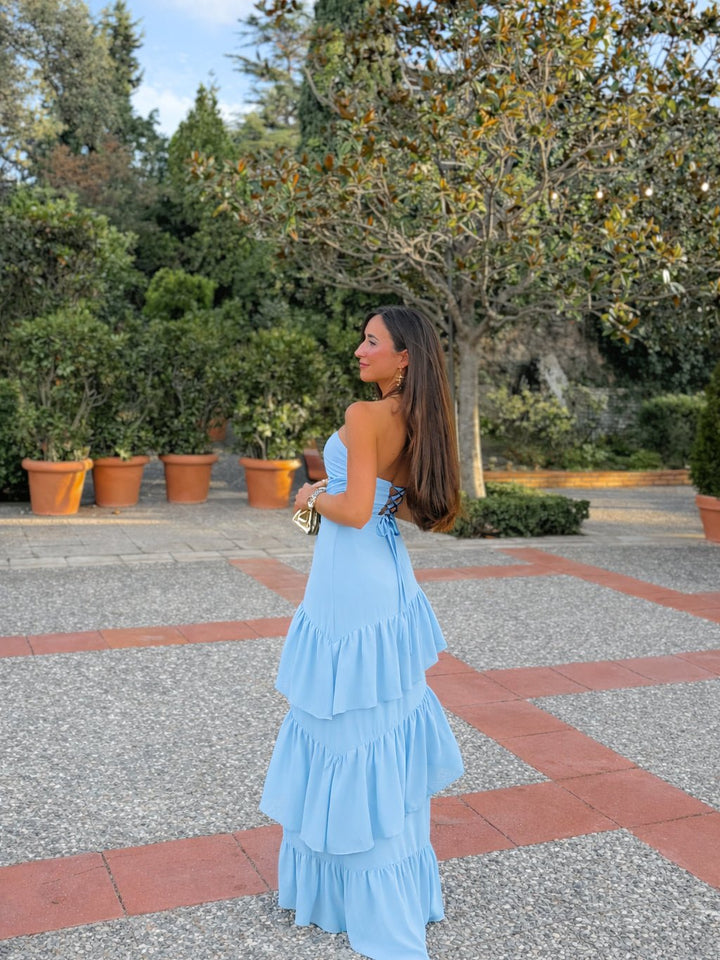 Abito blu con balze