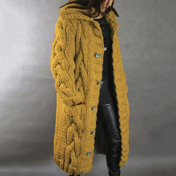 Vesia | Elegantly Tailored Coat
