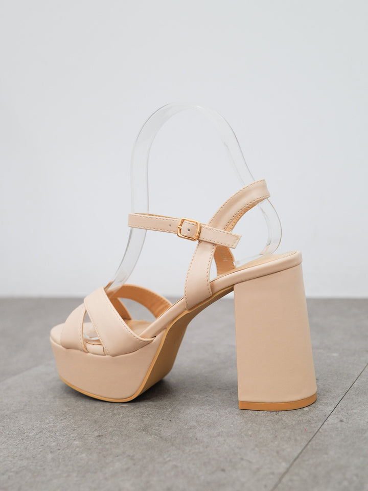 Sandali Beige con Fasce Incrociate