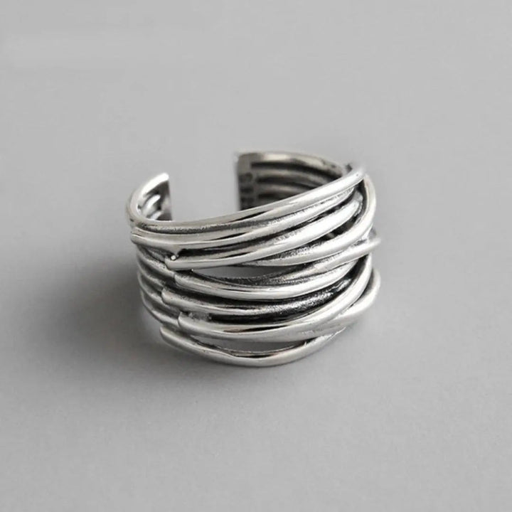 Anello in argento a strati regolabile