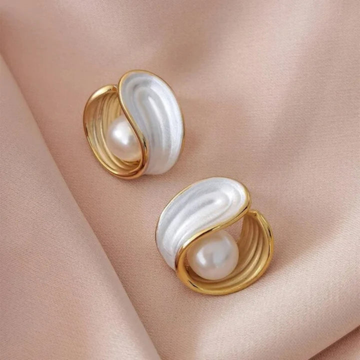 Orecchini di lusso con opale bianco e perle color oro