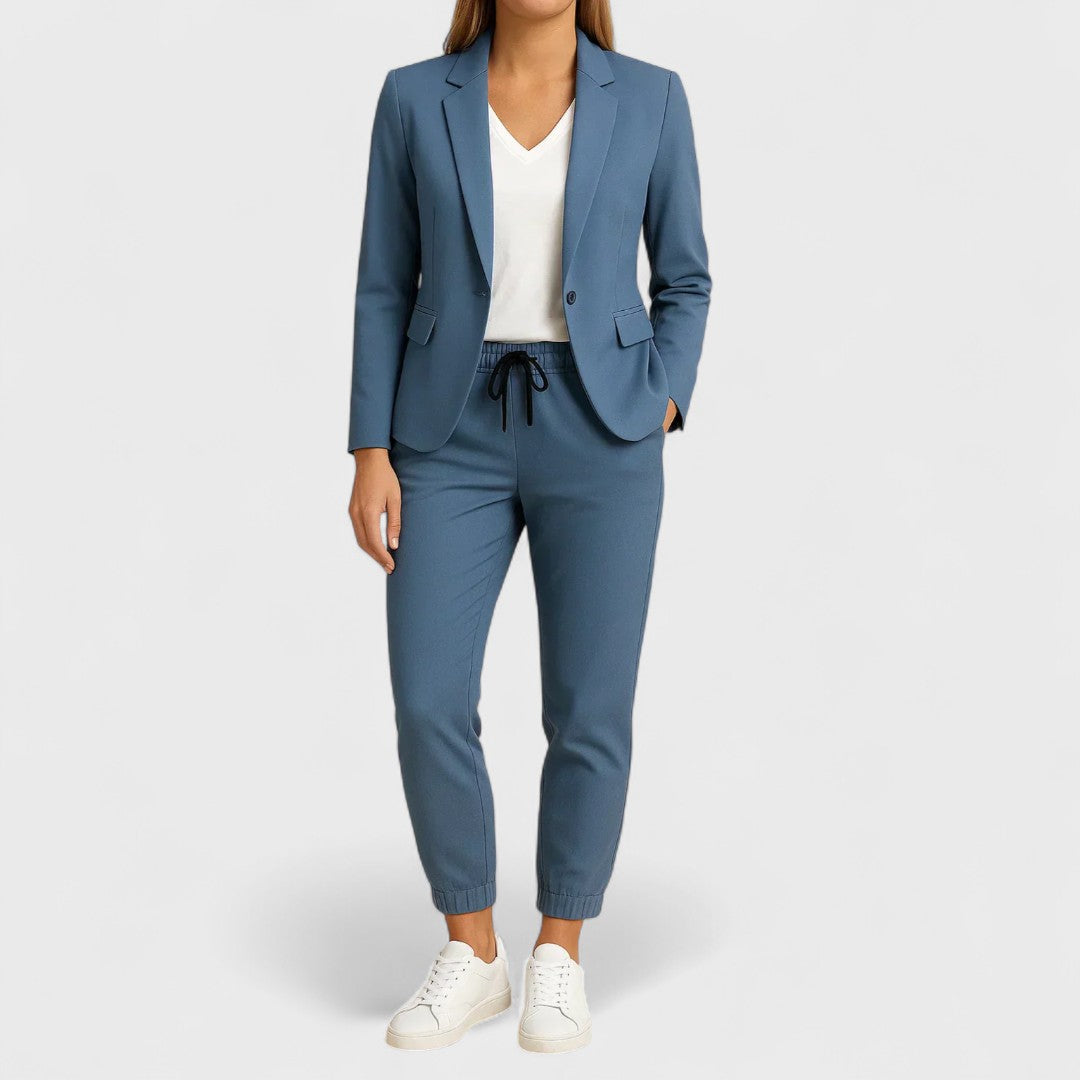 Elegante completo con giacca e pantaloni