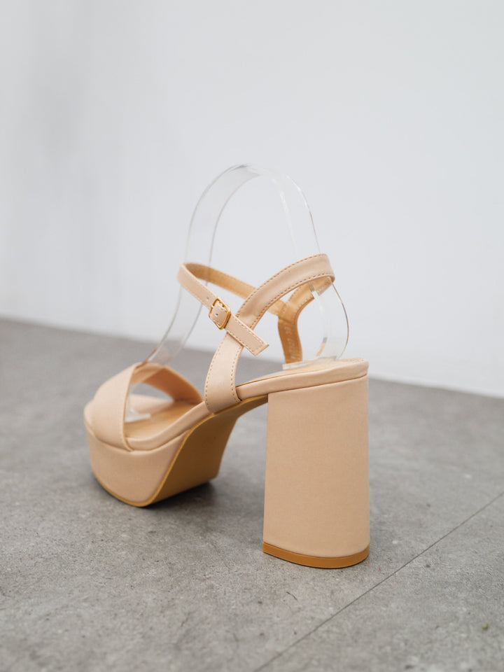 Sandali Minimalisti con Cinturini