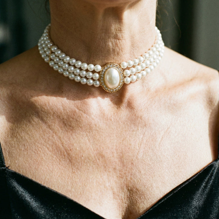 Collana elegante con tre perle