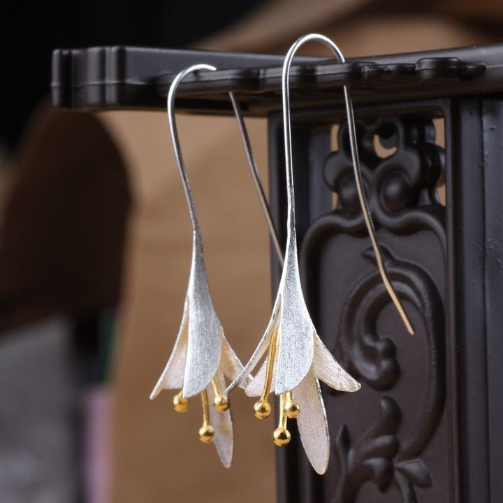 Orecchini in argento floreali