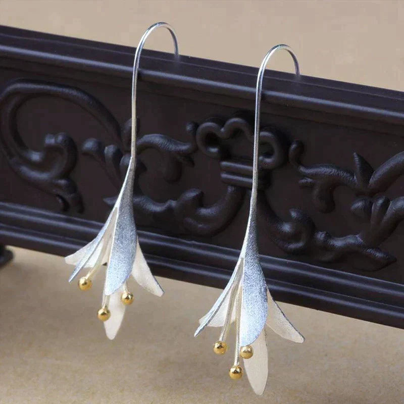 Orecchini in argento floreali