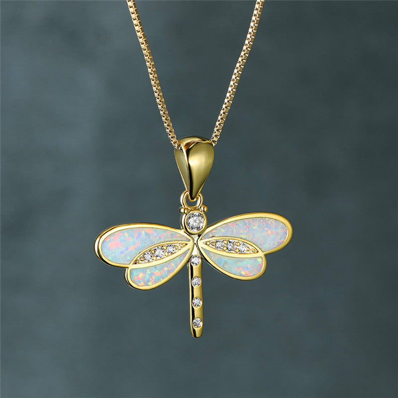 Collana in oro con opale e motivo a libellula