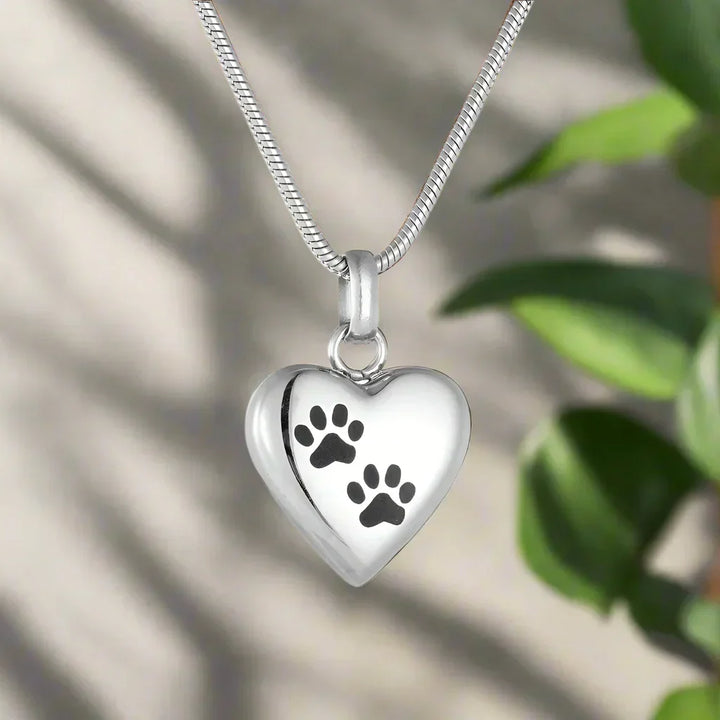 Collana commemorativa per animali – Ciondolo a cuore con incisione di impronta