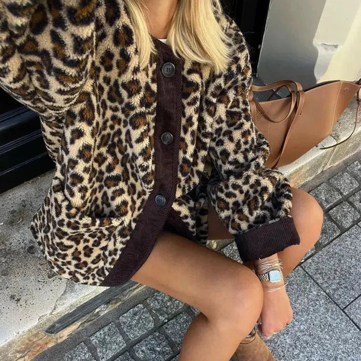 Miriam - Elegant Leopard Print Cardigan