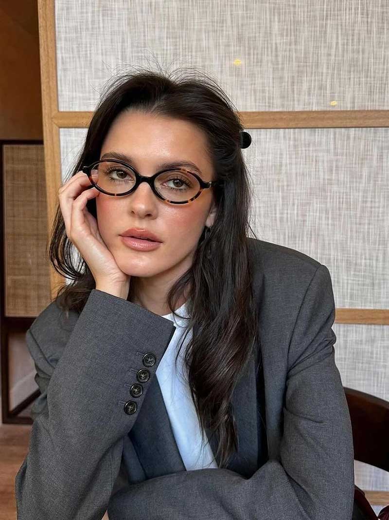 Clara