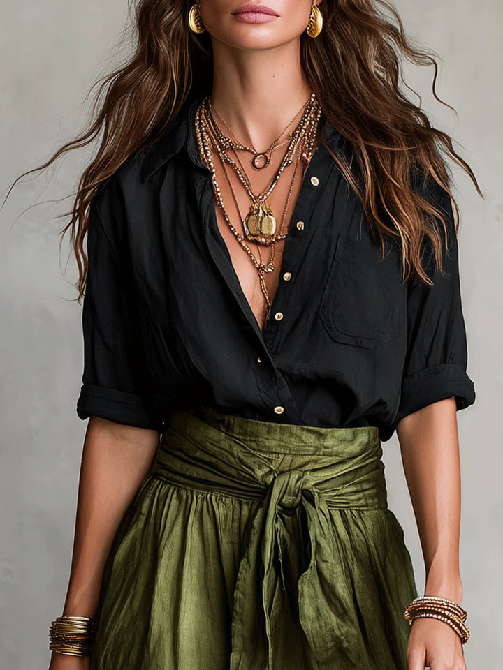 Vera | Camicia nera e gonna oliva