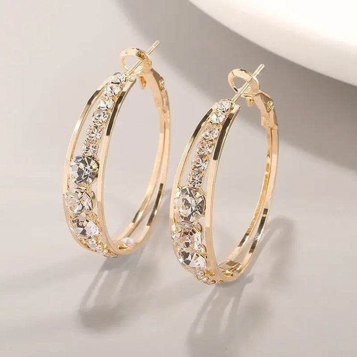 Eleganti orecchini placcati in oro
