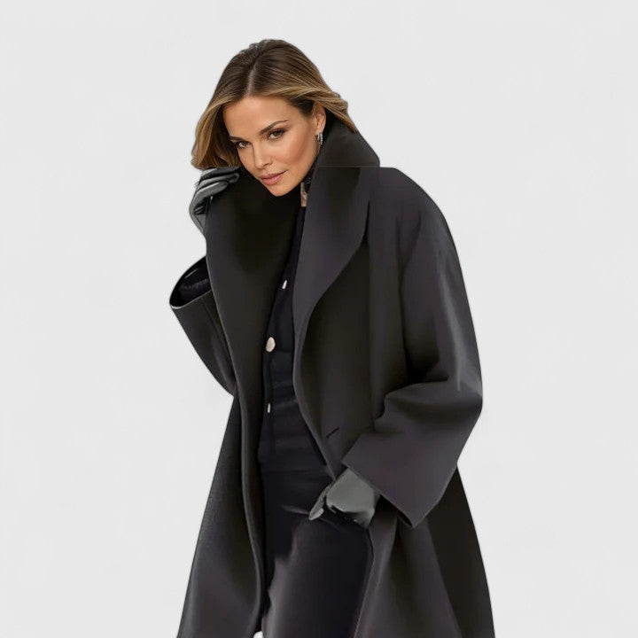 Oravienne | Elegantly Tailored Coat