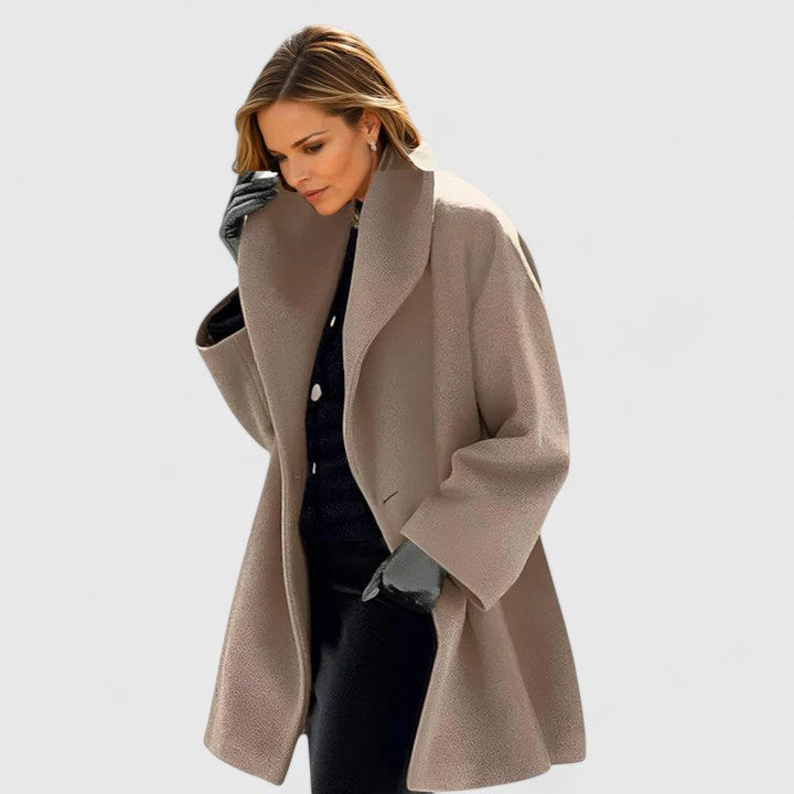 Oravienne | Elegantly Tailored Coat