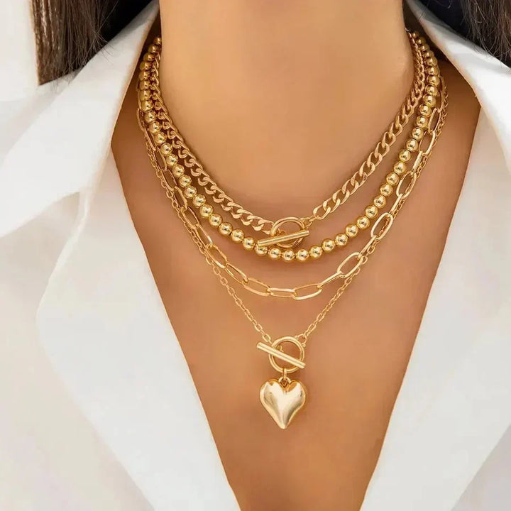 Collana a strati con cuori