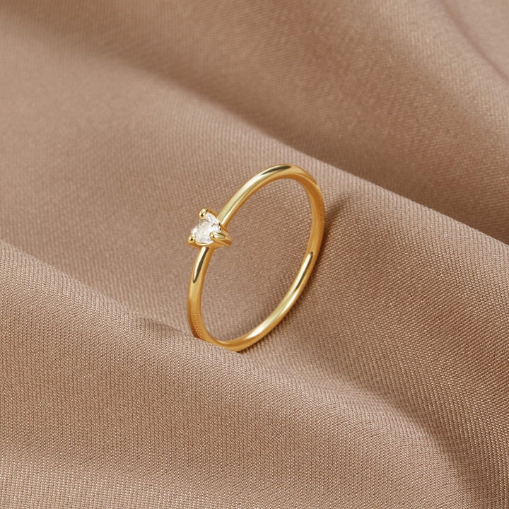 Leonie – Anello semplice in oro con superficie liscia