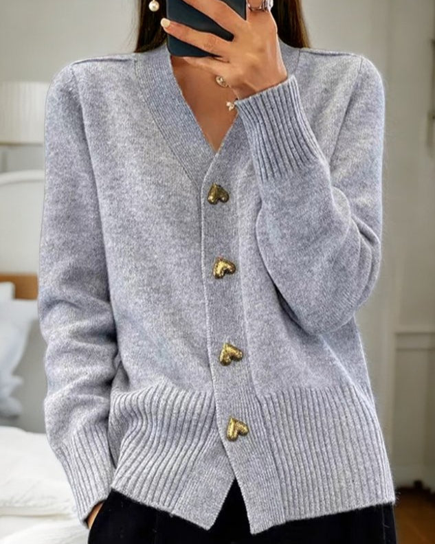 Adele - Elegante Cardigan con Bottoni a Forma di Cuore