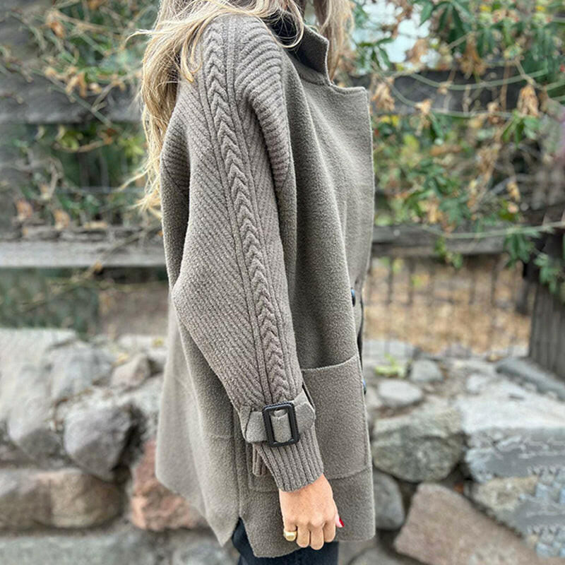 Vaesa | Elegant Overcoat