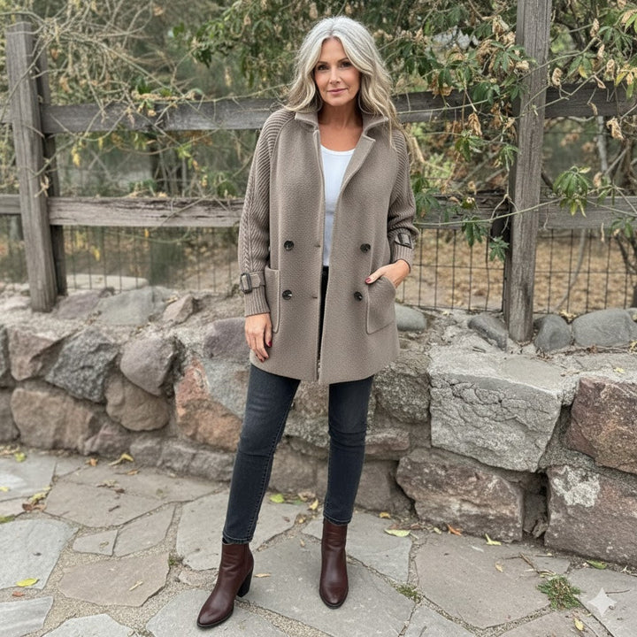 Vaesa | Elegant Overcoat